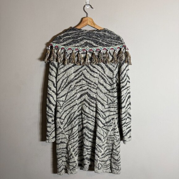 Soft Surroundings Zebra Print Fringe Knit Cardigan Sweater Women's Medium Shawl - Picture 3 of 13